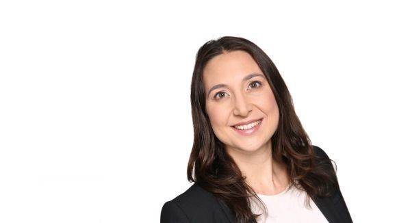 Christina Neuhofer, Quisma.