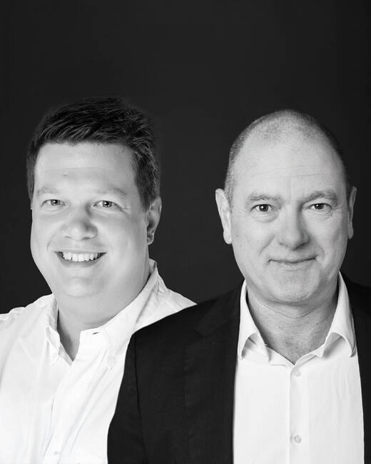 Verbindet eine langjährige Zusammenarbeit: Marken-Profi Andreas Billker, Senior Marketing Manager DACH bei Kellanova Salty Snacks, und Neuro-Experte Christian Scheier, CAIO von Brainsuite.