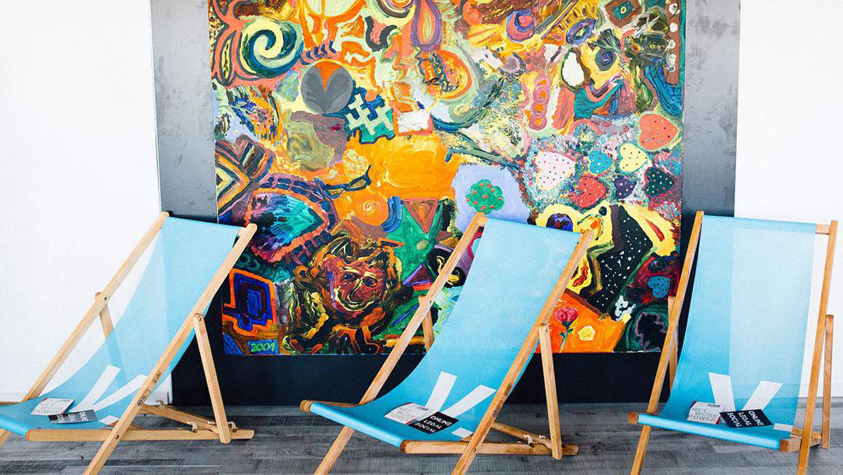 Liegestühle zum Brainstormen.