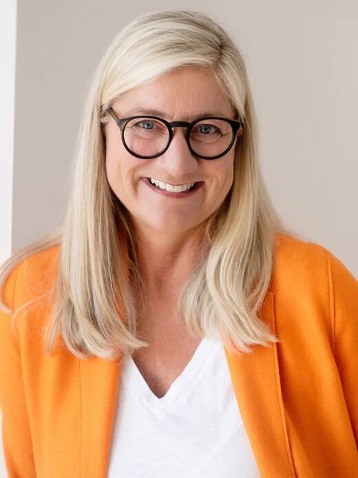 Nicole Kremer, Zoom Consult