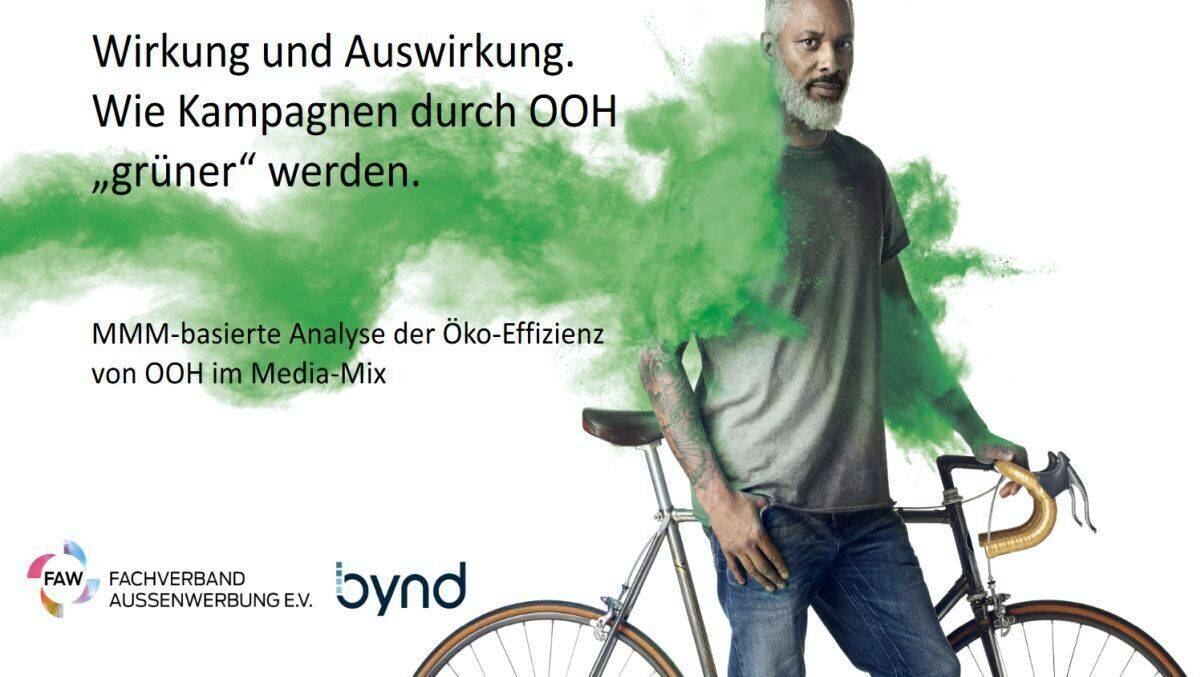 Green Media: Mit Außenwerbung kann der Fußabdruck kleiner werden, so eine Studie.