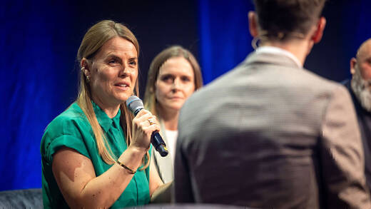 Bettina Fetzer engagiert sich mit Mercedes-Benz seit vielen Jahren in Mode, Kunst, Musik und Gaming.