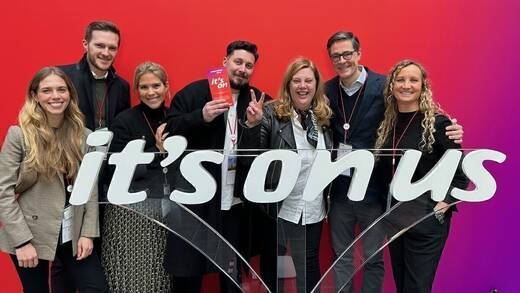 Teamwork bei TeamBBDO und E.ON: Wenn alle gemeinsam an einem Strang ziehen, dann werden Prozesse schnell und agil.