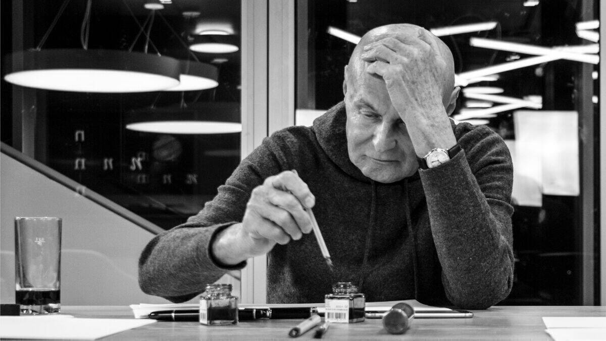 Peter Schmidt ist im Alter von 87 Jahren verstorben.