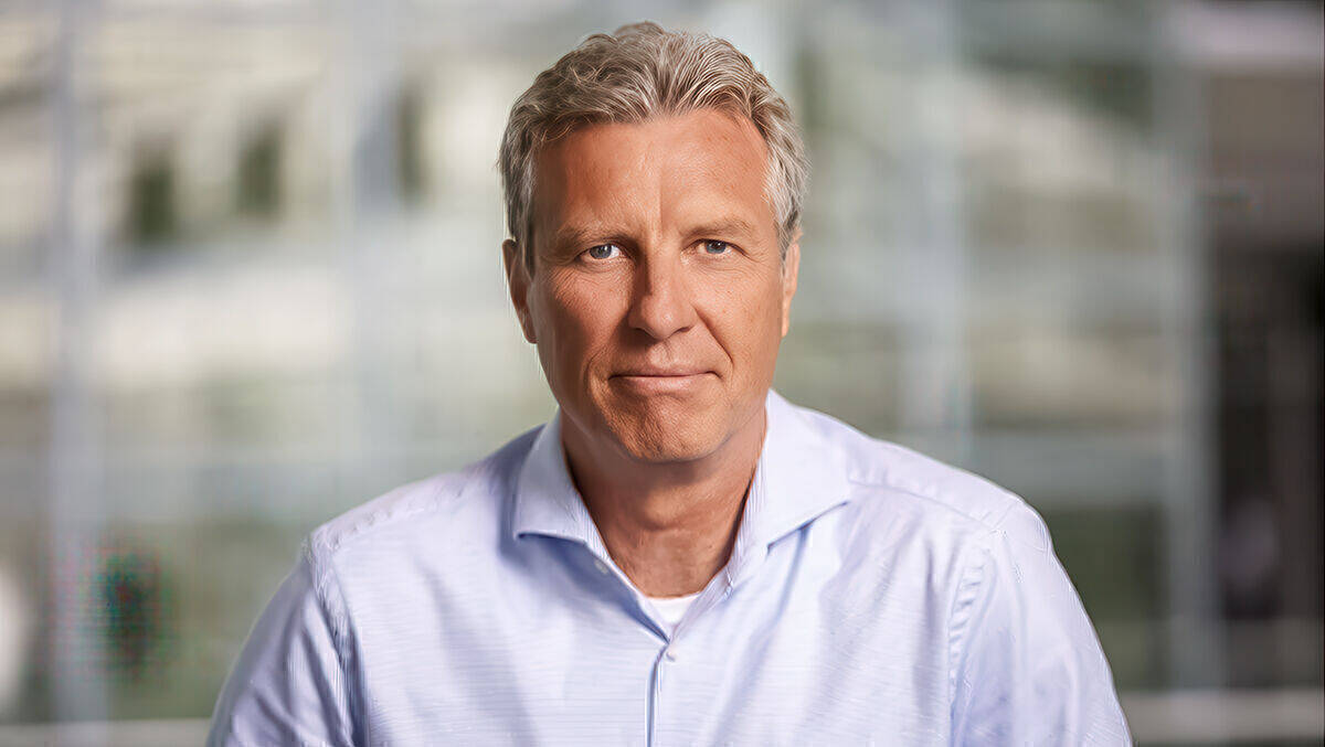 „Die ideale Agentur hat genug Distanz, um nicht betriebsblind zu sein – aber genug Business-Verständnis, um wirklich relevante Lösungen zu liefern“, sagt Dirk Huefnagels. Ab 1. August erweitert er die Geschäftsführung bei Lobeco – und bringt dabei den Blick von der Unternehmens- in die Agenturseite ein.