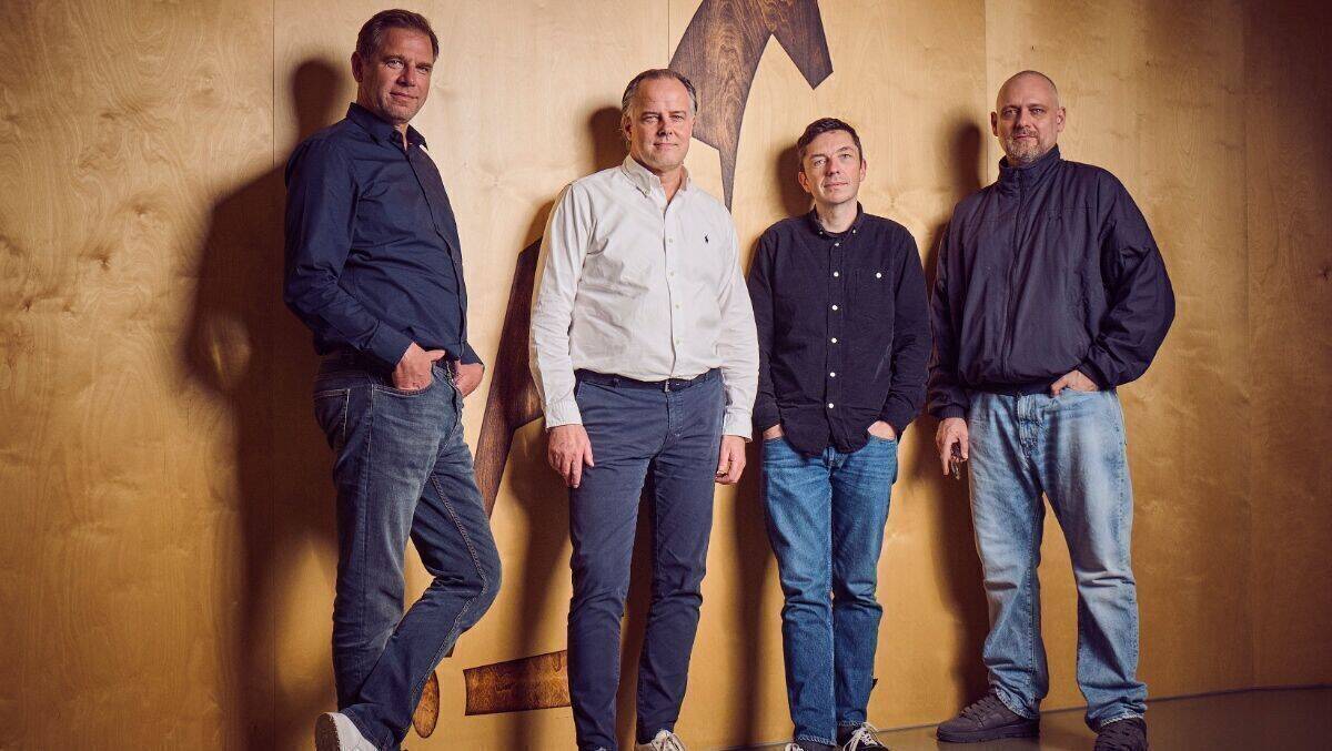 Das Team wird von Tim Bögelein (2.v.l.) geführt, der neben Dirk Hibbeler, Andreas Hilbig und Andreas Brunsch in die Geschäftsführung der bereits bestehenden GmbH in Stuttgart eintritt.