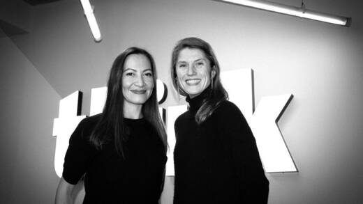 Larissa Seibert (l.) und Lin Lehn (beide Managing Directors thjnk Hamburg)