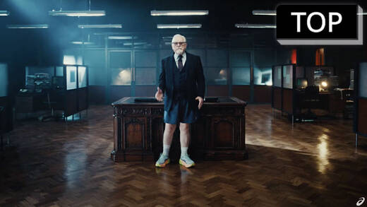 Brian Cox in seiner neuesten Rolle – für Asics.