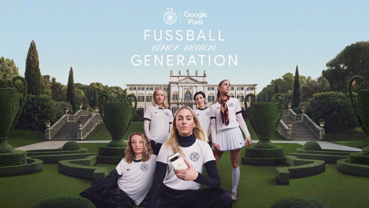 Zwischen Ballsaal und Spielfeld: EM-Kampagne von Google Pixel