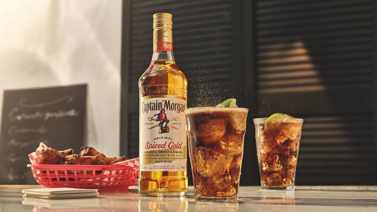 Captain Morgan schickt den Daumen in die wohlverdiente Pause