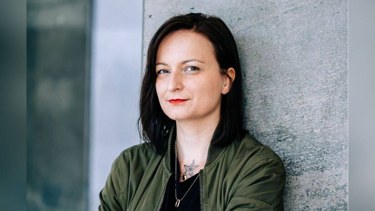 Nadja Vogel, We are social