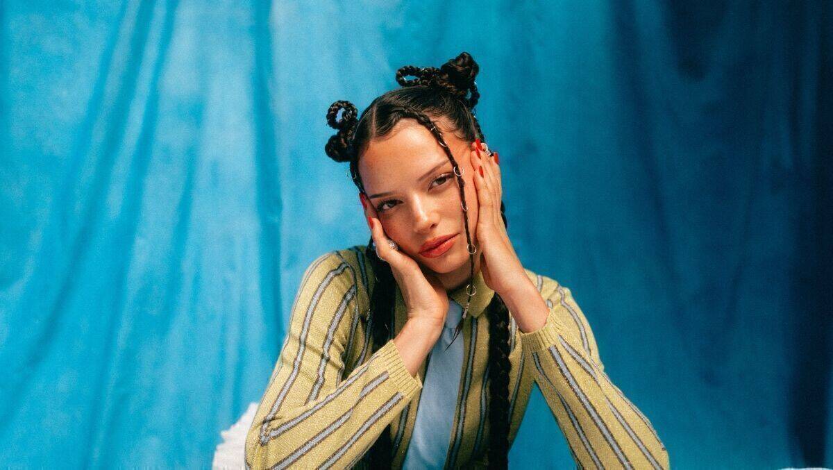 Nina Chuba reist mit Galaxy AI durch Seoul