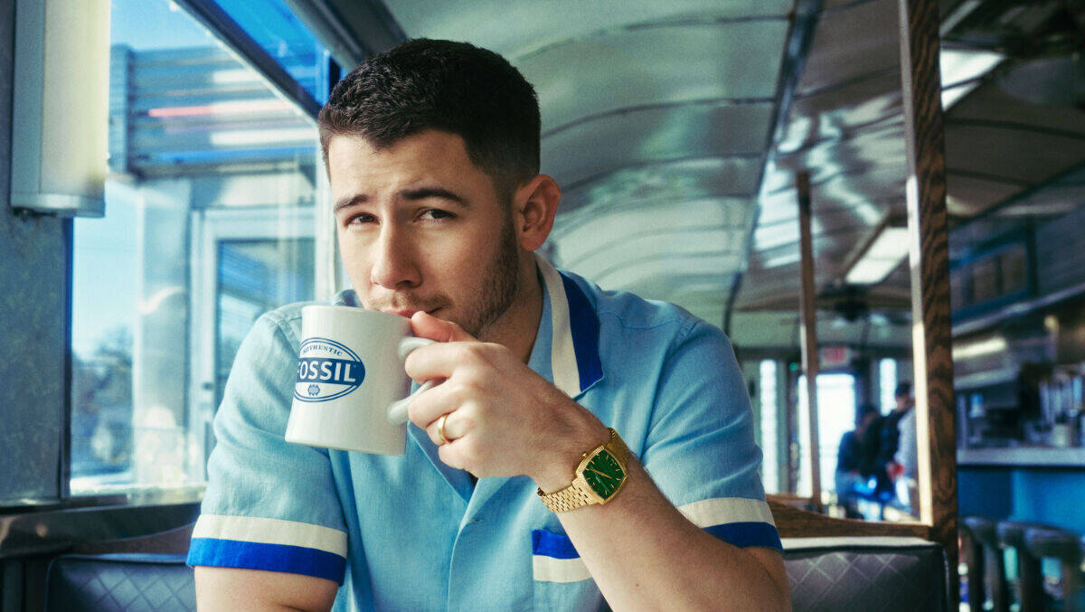 Nick Jonas verleiht Fossil persönliche Note in neuer Kollektion