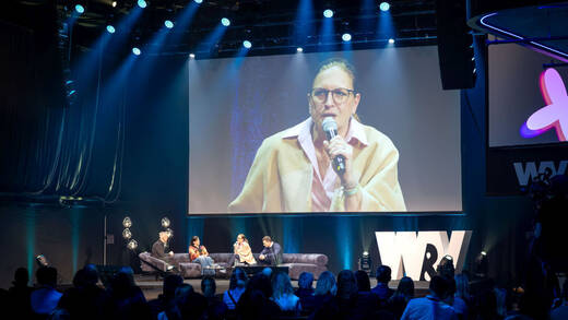 Welche KPIs sind entscheidend? Katja Sottmeier, Hornbach, Kerstin Niederauer-Kopf, AGF und Jan Flemming, Rewe Group, räumen mit Vorurteilen auf.