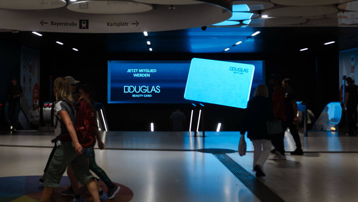 Eine Realtime-Optimierung senkt CO₂-Werte in Douglas-Kampagne