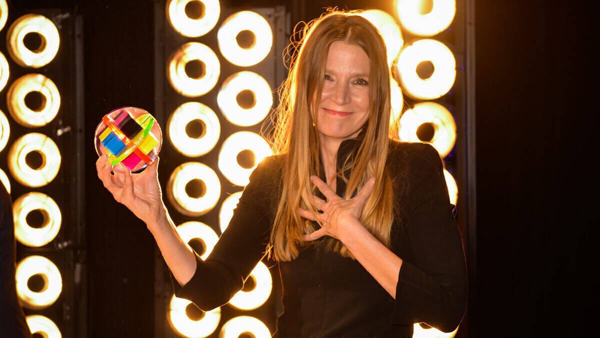 Susanne Kunz von P&C erhielt die begehrte Kugel beim Deutschen Mediapreis 2019.