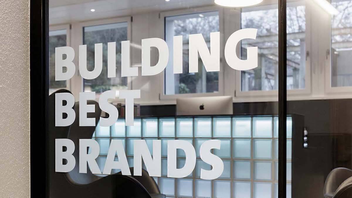 Brand Building und Nachhaltigkeit sind nach Einschätzung der Befragten die größten Themen im kommenden Jahr.