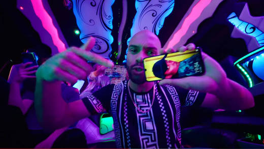 Im Huawei-Rap wird aus der "harten" die "smarte Gönnung".