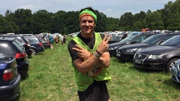 Freunde sammeln für Michaels Therapie.