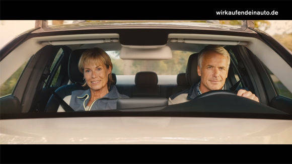 Glücksgefühle: Die Testimonials haben sich das heiß ersehnte Auto mit dem Gebrauchtwagen finanziert.