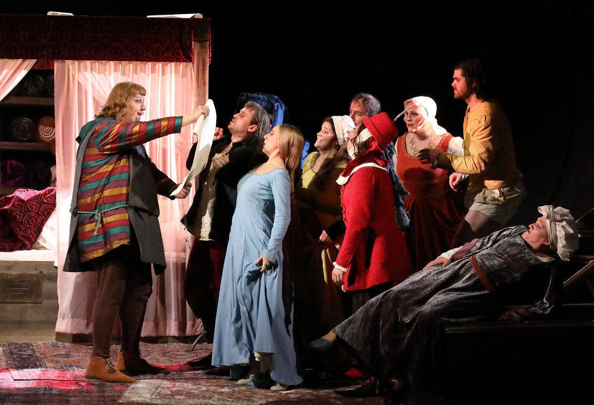 Sehr passend und originell bebildert die Bayerische Staatsoper ihren DSGVO-Newsletter. Mit einer Szene aus Puccinis "Il trittico" (im Juli zu sehen).