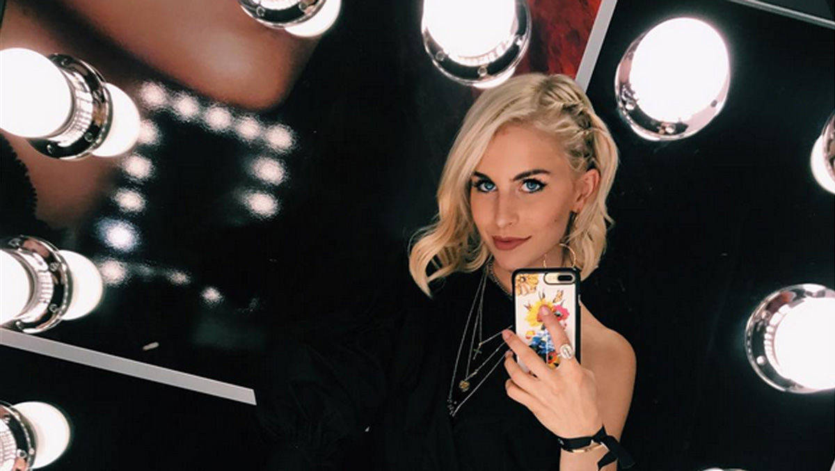 Caro Daur ist Influencerin und in dieser Rolle unter anderem für Sephora unterwegs.