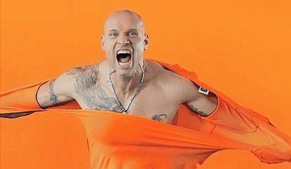 Die Marke Sixt konnte sich einen Kommentar zum Trikotgate nicht verkneifen.