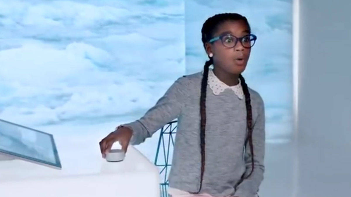 Microsoft lässt junge Mädchen in virtuelle Welten eintauchen, um sie für Technikberufe zu begeistern. 