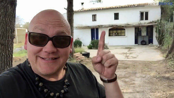 Die Videos mit Fincallorca-Chef Ralf zur Linde haben Kultcharakter.