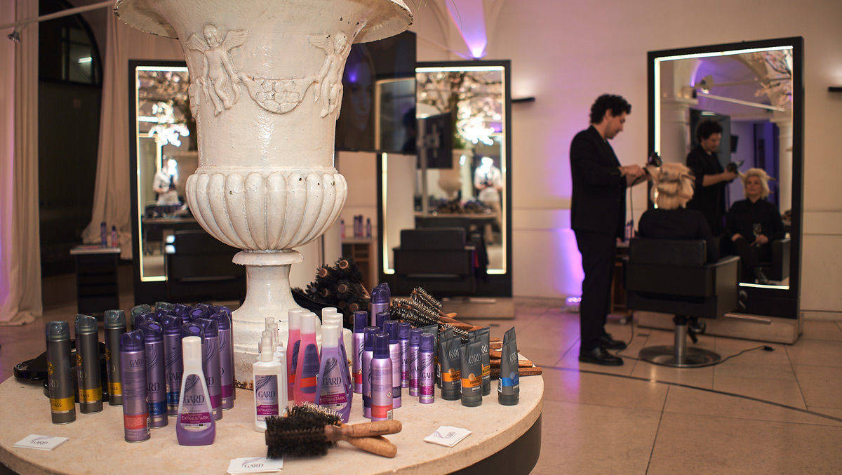 Boris Entrup wäscht, pflegt und stylt mit den Gard-Produkten – zumindest beim Gard-Event im März in München.