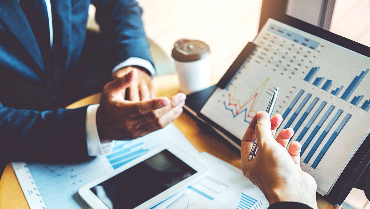 Gerade Mittelständler sind mit ihren Hausbanken oftmals unzufrieden und entsprechend bereit zu wechseln. Die Kreditanbieter werben mit Hochdruck, wie W&V Data zeigt.