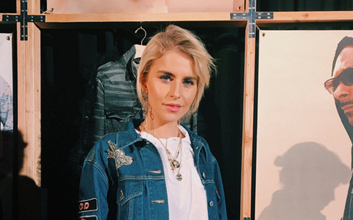 Caro Daur gehört zu den Top-Verdienern unter Influencern und kooperiert unter anderem mit Levi's.
