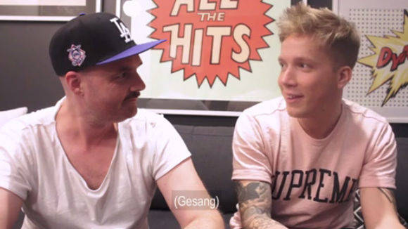 DJ und Produzent Martin Eyerer und Cro-Musiker Tim Schwerdter (rechts).