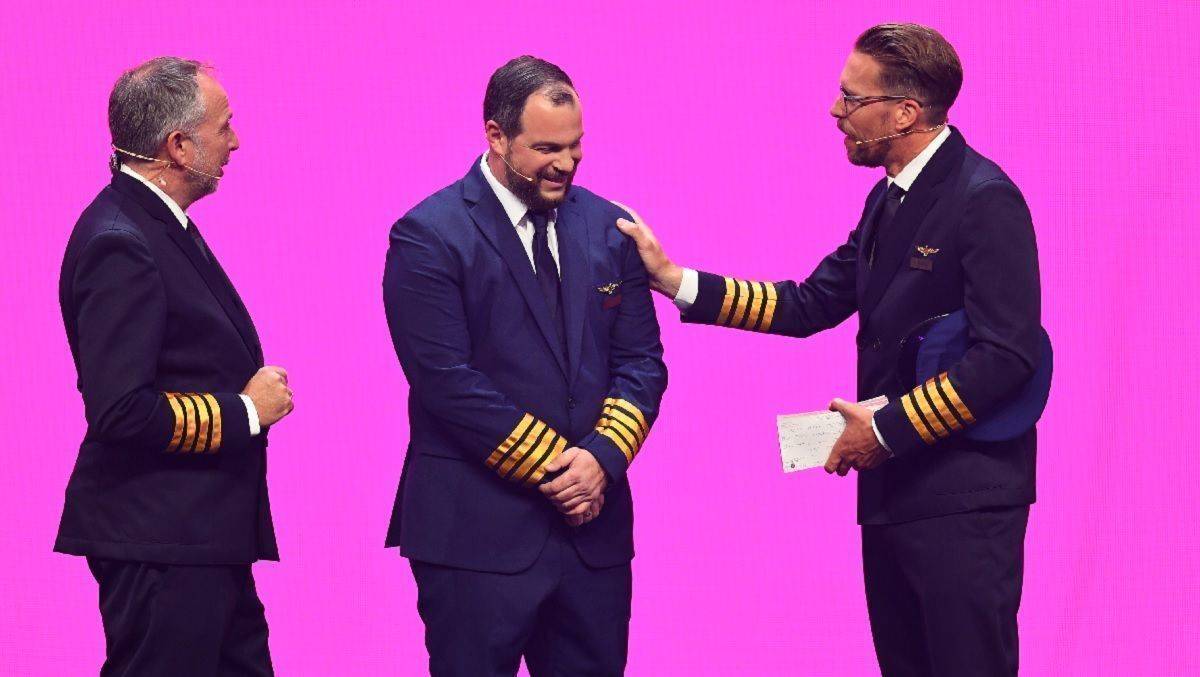 Andreas Kösling (r.), El Cartel Media, übergibt den Chefposten an Stephan Karrer (M). Links: Andreas Bartl, RTL II