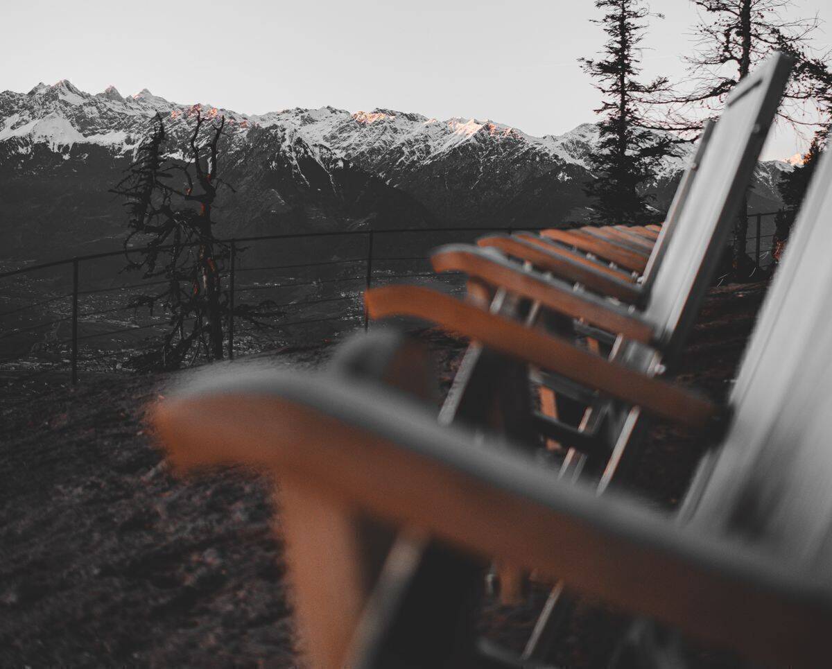 Nicht weiter nur ins Blaue schauen wollen die Kinobetreiber fordern eine einheitliche Öffnung der Säle zu Ostern.