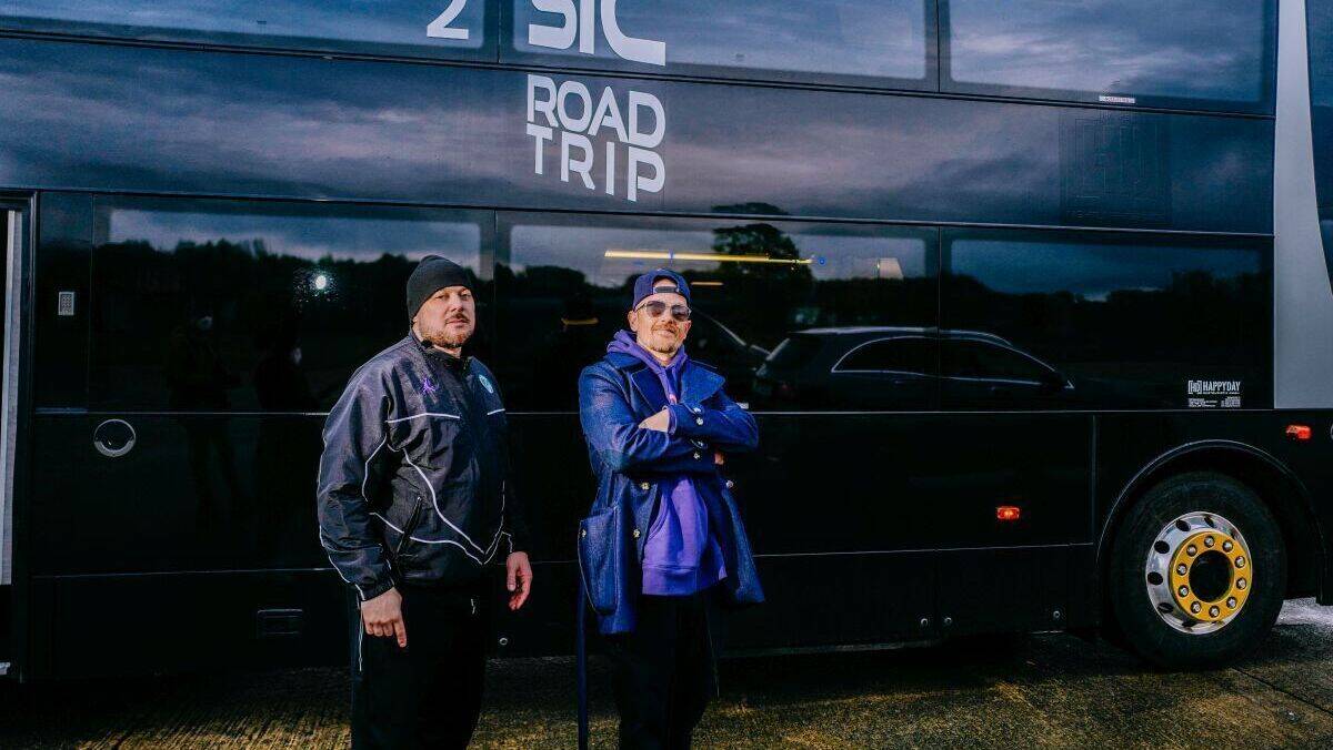 Kool Savas (l.) und Jan Delay ziehen in der ersten Folge zusammen los.