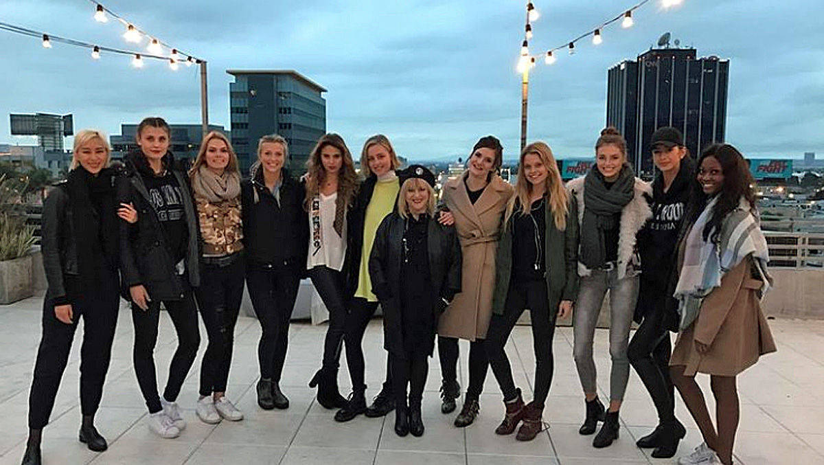 "Bunte" greift in Staffel 12 von "Germany’s Next Topmodel" den Klum-Topmodels beim Medienumgang unter die Arme.