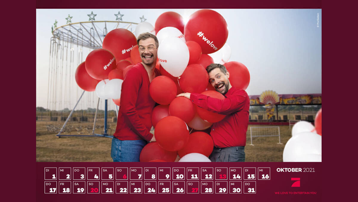 Zwölf Monate Joko & Klaas mit dem neuen Pferdekalender