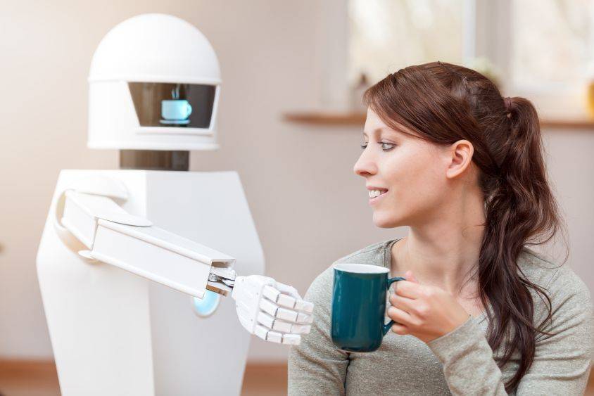 Kaffeetrinken mit der künstlichen Intelligenz? Die Skepsis der Deutschen sinkt jedenfalls.