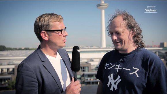 Jung-von-Matt-Vorstand Götz Ulmer im Gespräch mit Mirko Kaminski