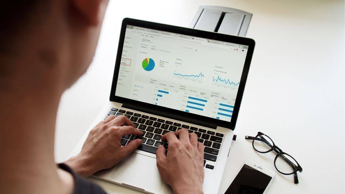 Immer öfter kommen datengetriebene Attributionsmodelle zur Steuerung im Online-Marketing zum Einsatz.