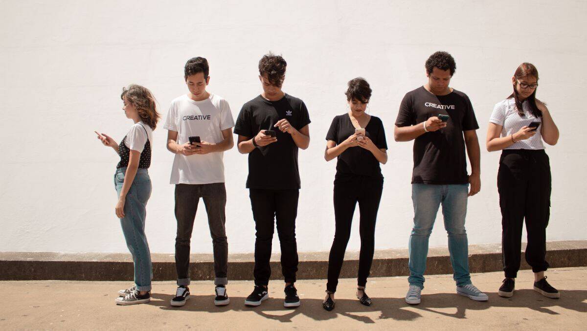 Vor allem für die Kommunikation wird das Smartphone genutzt.