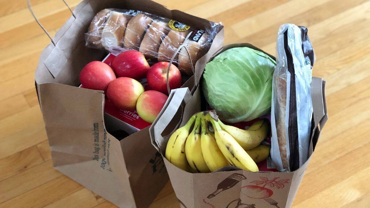 Verpackungsmüll, Express-Lieferung, problematische Arbeitsbedingungen: Der Online-Lebensmittelhandel hat nicht den besten Ruf in Sachen Nachhaltigkeit.