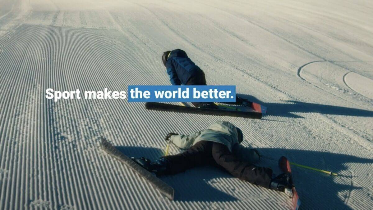 Skifahren macht Spaß. Selbst wenn man ab und zu auf dem Bauch landet.