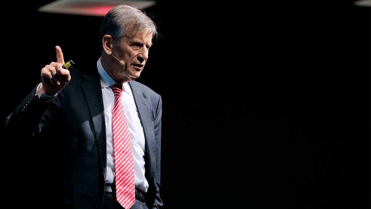 Gefragter Redner. Bei Simon-Kucher & Partners ist Hermann Simon lebenslanger Partner und hat dort auch noch ein Büro. In das aktive Beratungsgeschäft ist er aber nicht mehr involviert. Stattdessen hält Simon Vorträge in aller Welt und schreibt Bücher.