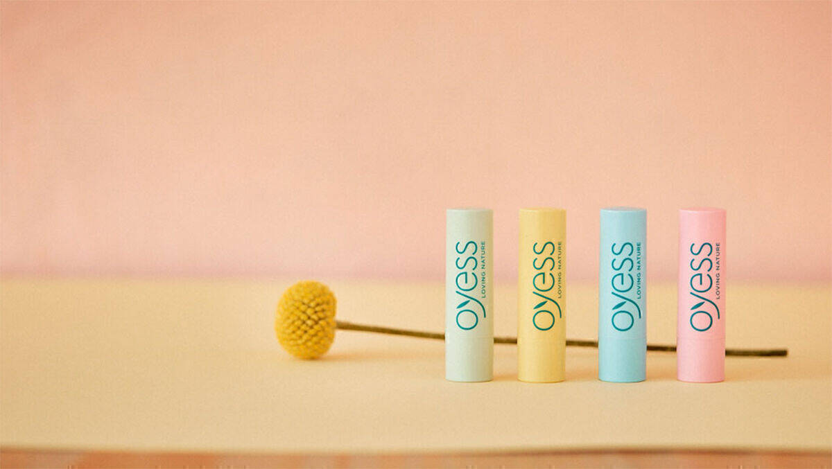 Oyess positioniert sich als nachhaltige Lippenpflege.